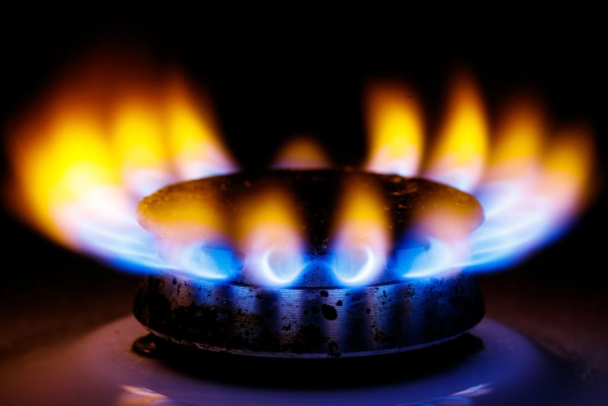 Erdgaspreise rutschen weiter ab – DIW fordert Ausbaustopp für LNG – Heizölpreise ziehen weiter an